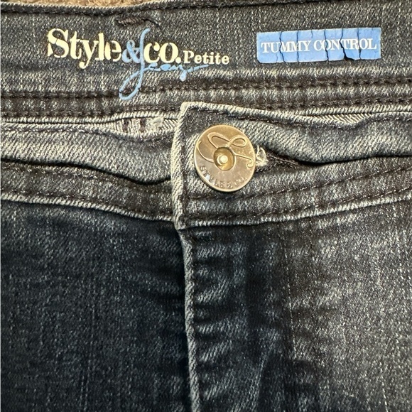Style & Co Petite Tummy Control Jeans 10P - Picture 4 of 5